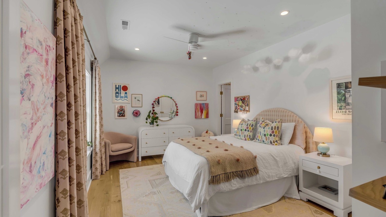 Photo of Bedroom in Old Village