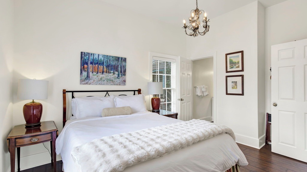 Photo of Bedroom in Beach Institute