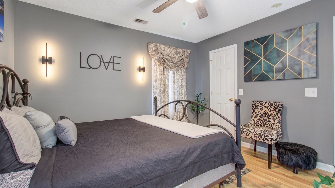 Photo of Bedroom in Varnville