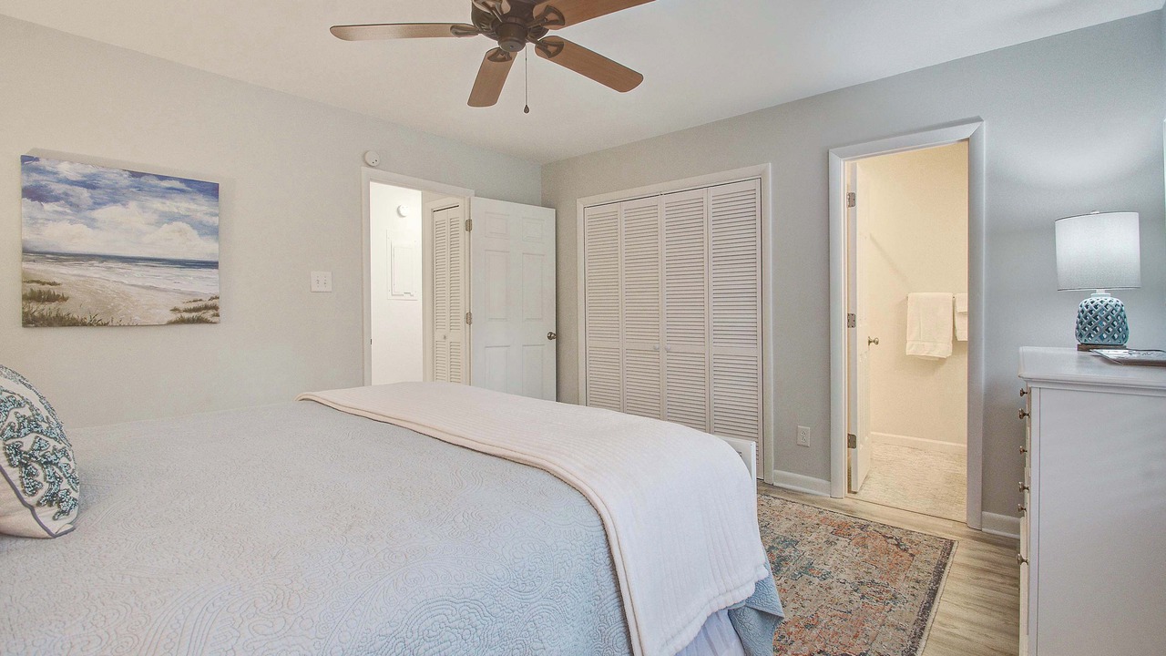 Photo of Bedroom in Tarpon Pond
