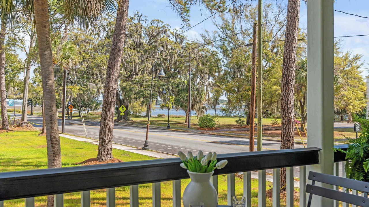 Photo of Patio Balcony in The Old Commons