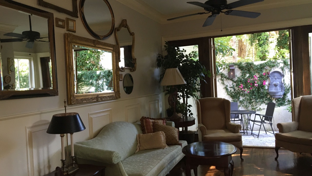 Photo of Livingroom in Harleston Village