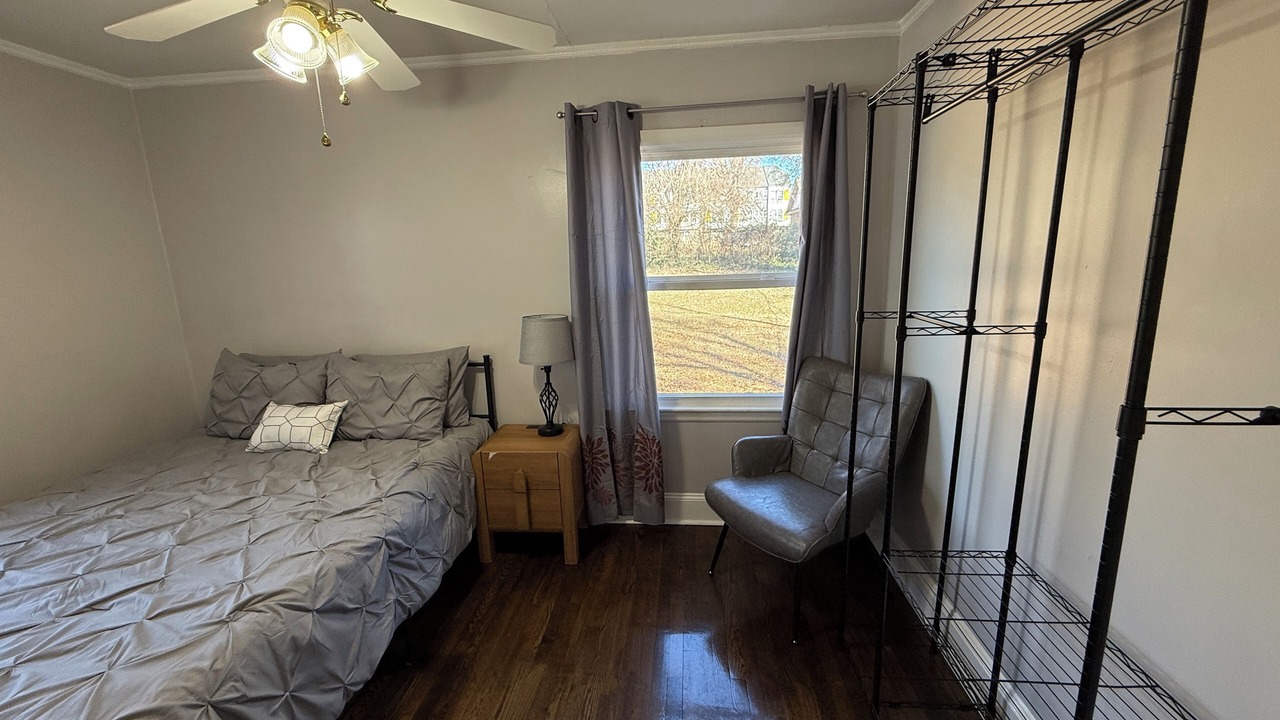 Photo of Bedroom in Enderly Park