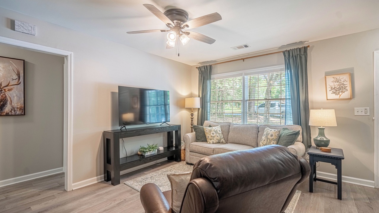 Photo of Livingroom in Statesboro