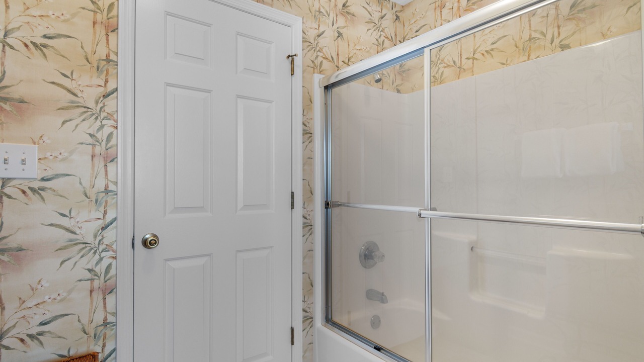 Photo of Bathroom in Inlet Harbour