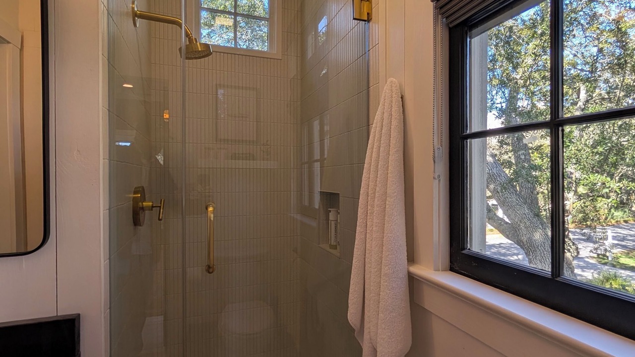 Photo of Bathroom in Sullivan's Island