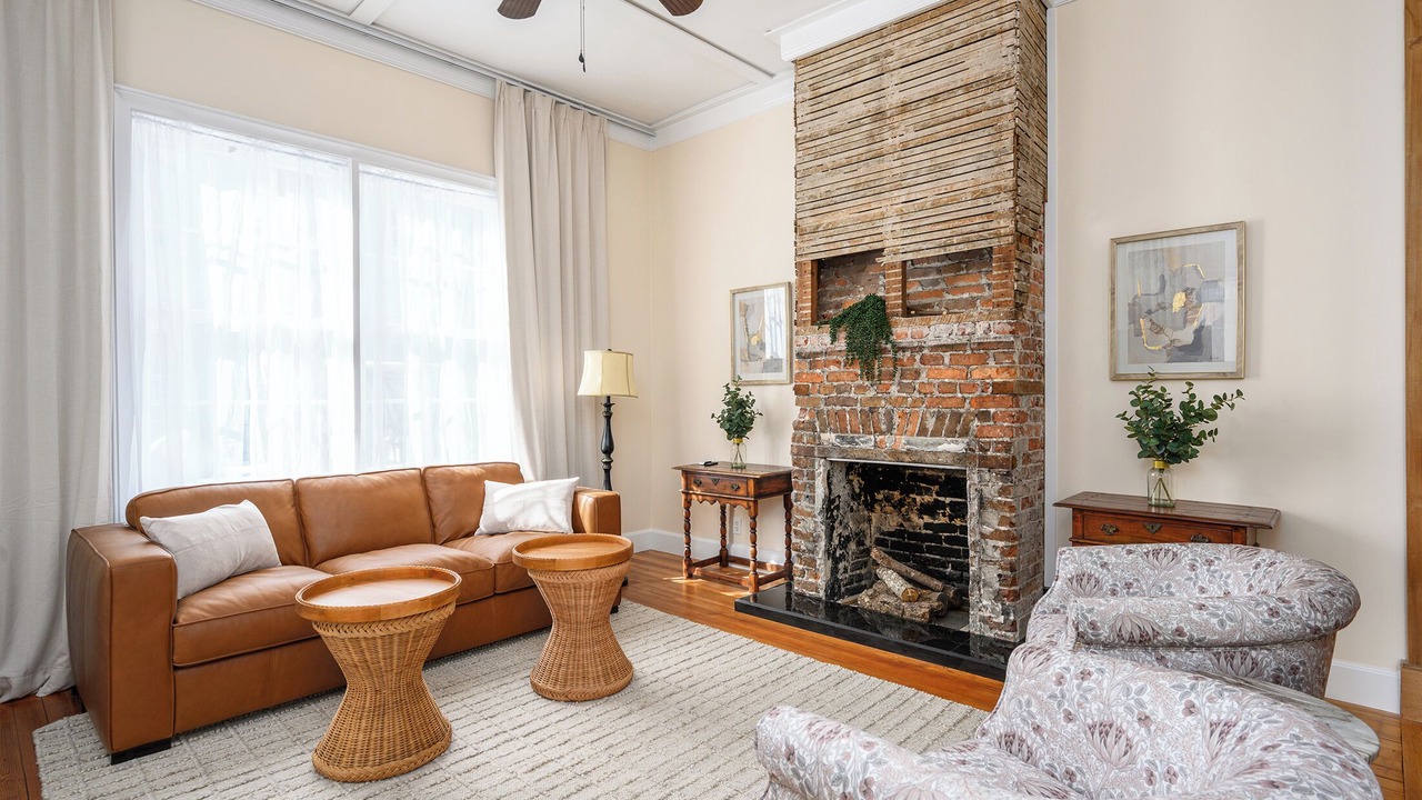 Photo of Livingroom in The Old Commons