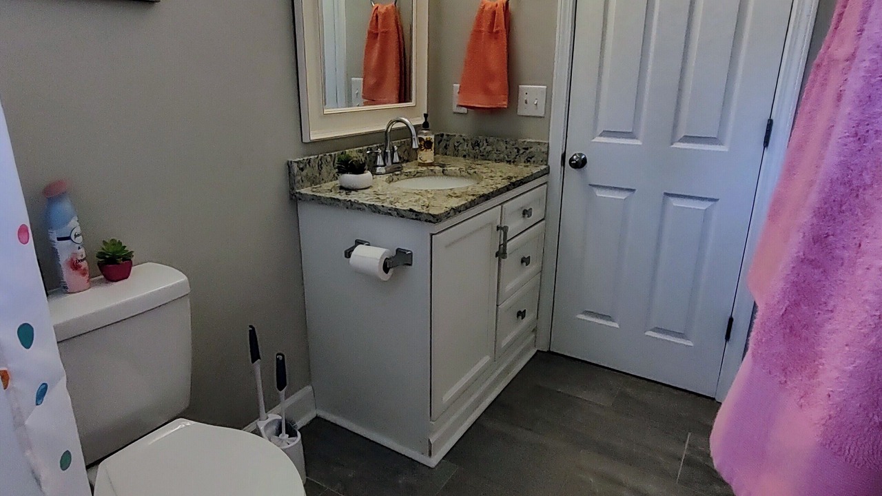 Photo of Bathroom in Lake Park