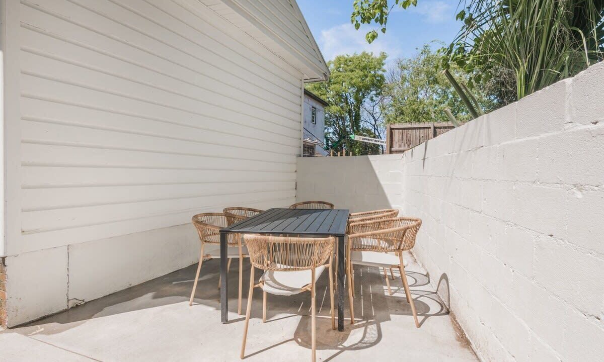 Photo of Outdoor in Westside