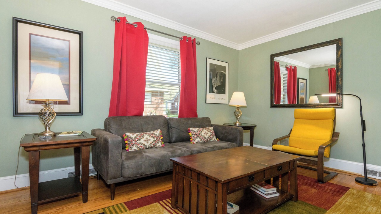 Photo of Livingroom in Plaza Midwood