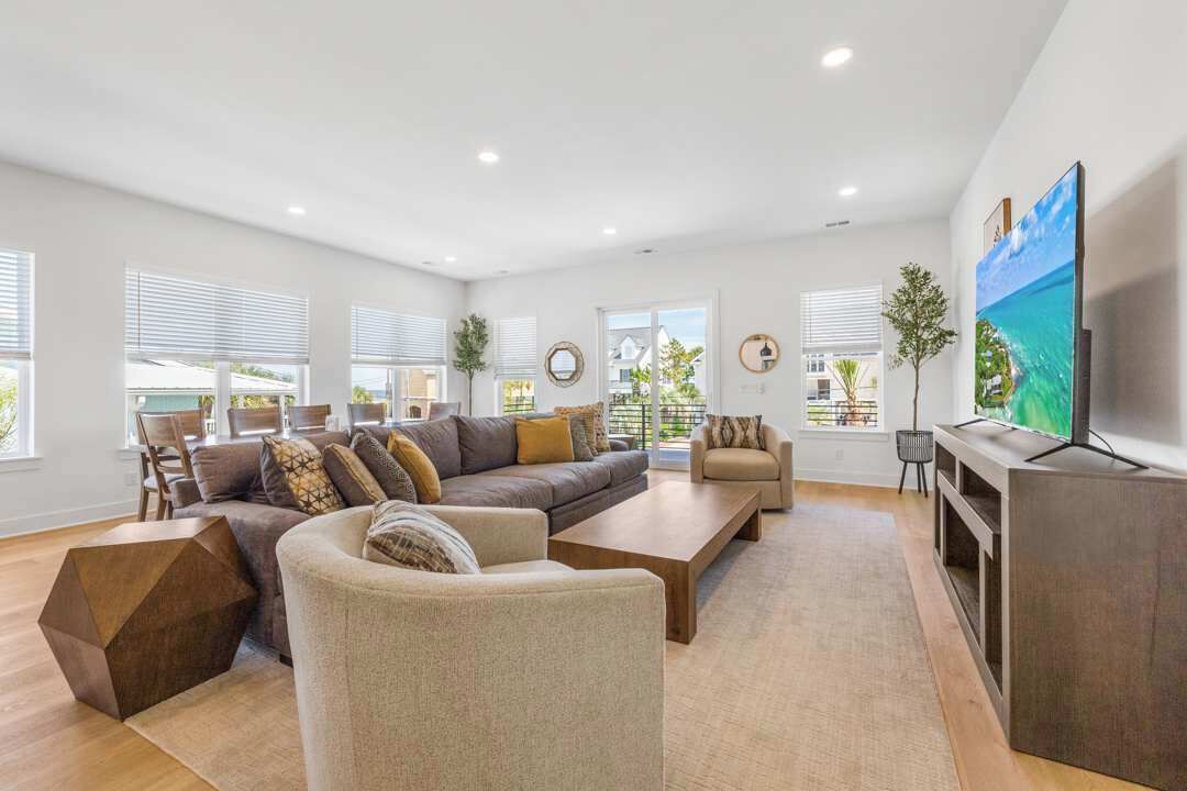 Photo of Livingroom in Long Bay Estates