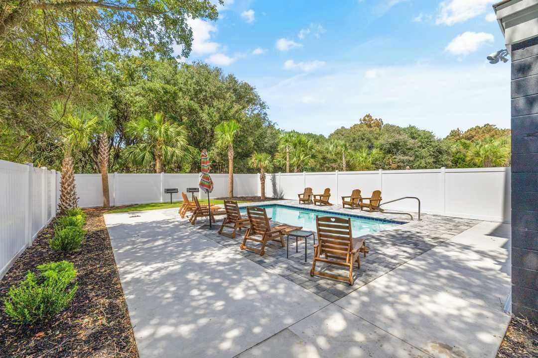 Photo of Outdoor in Long Bay Estates