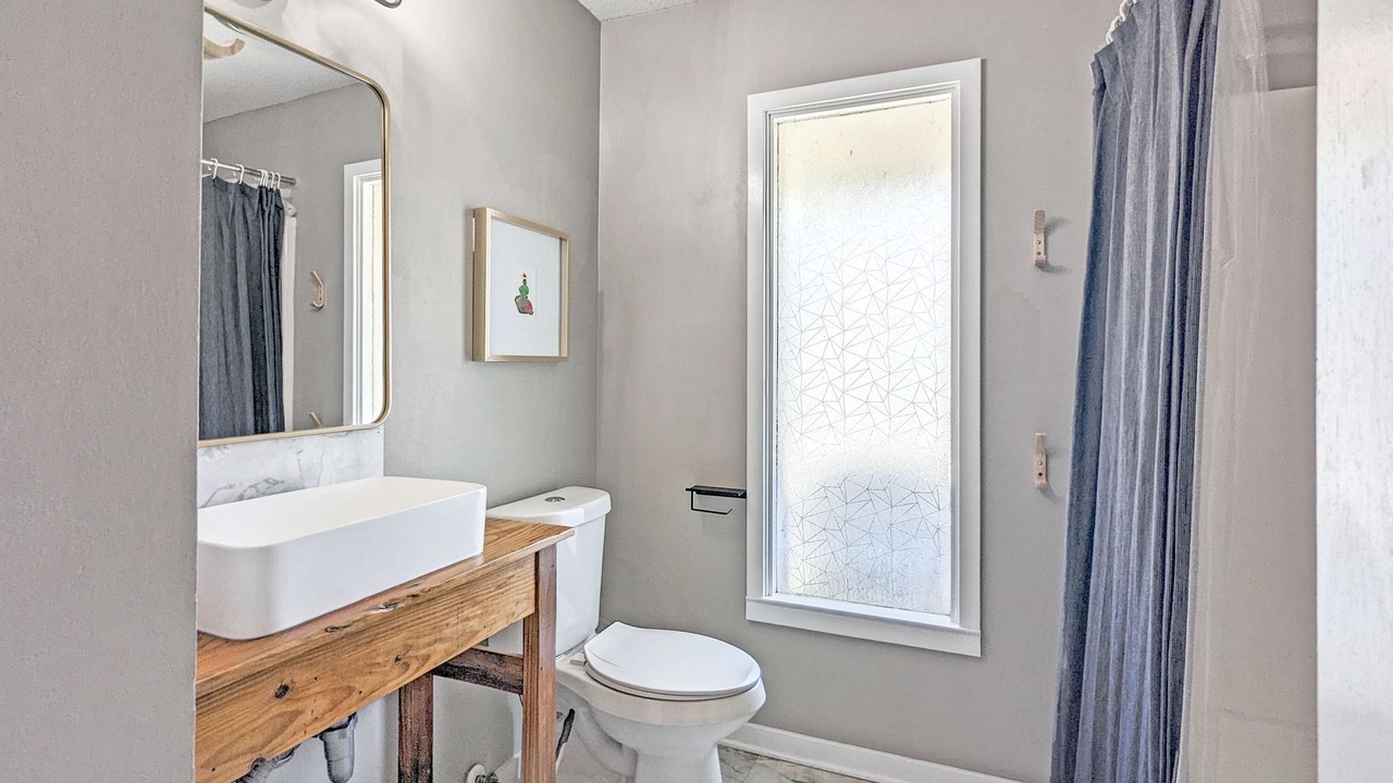 Photo of Bathroom in Ocean Ridge