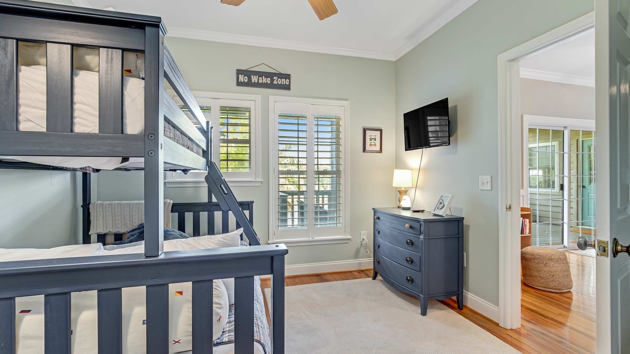 Photo of Bedroom in Ocean Ridge