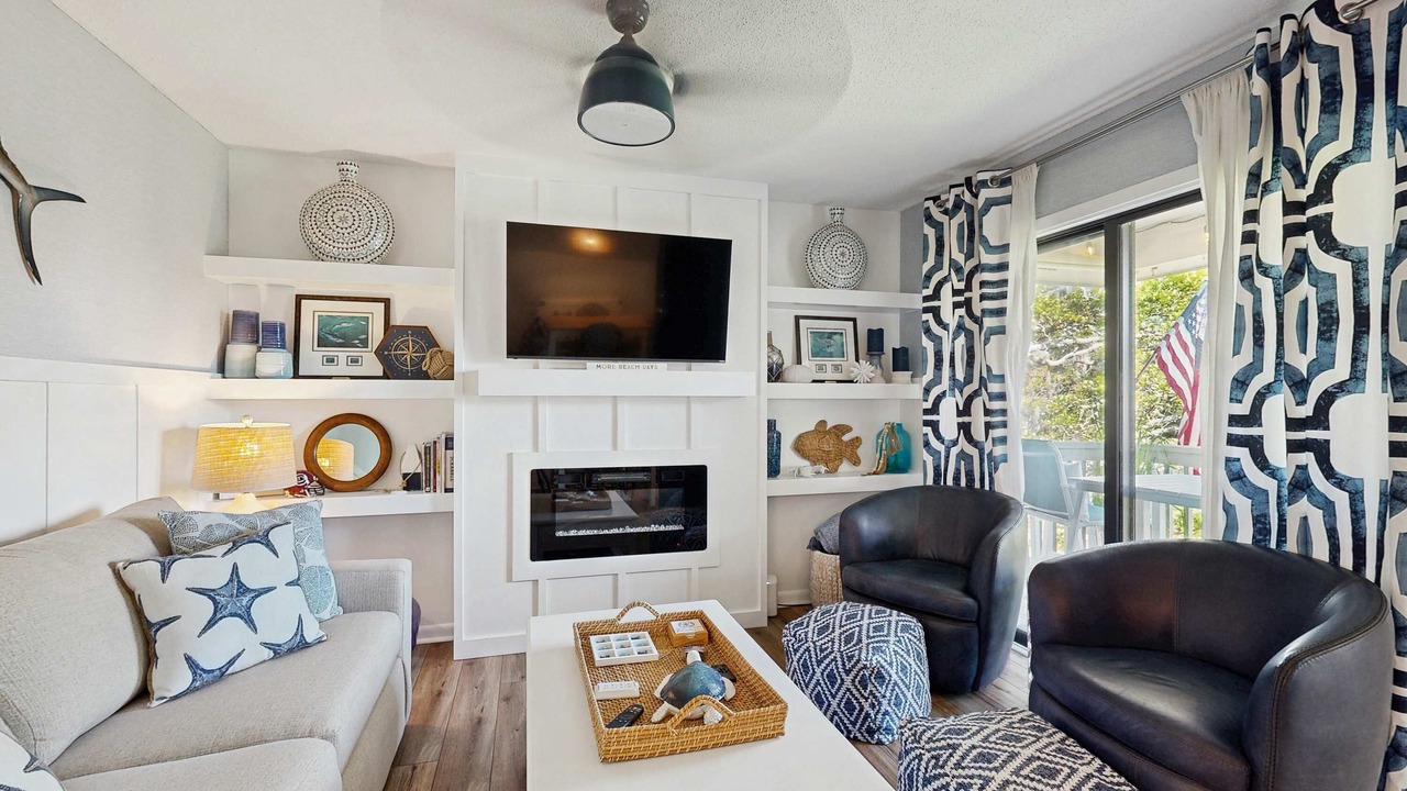 Photo of Livingroom in Ocean Ridge