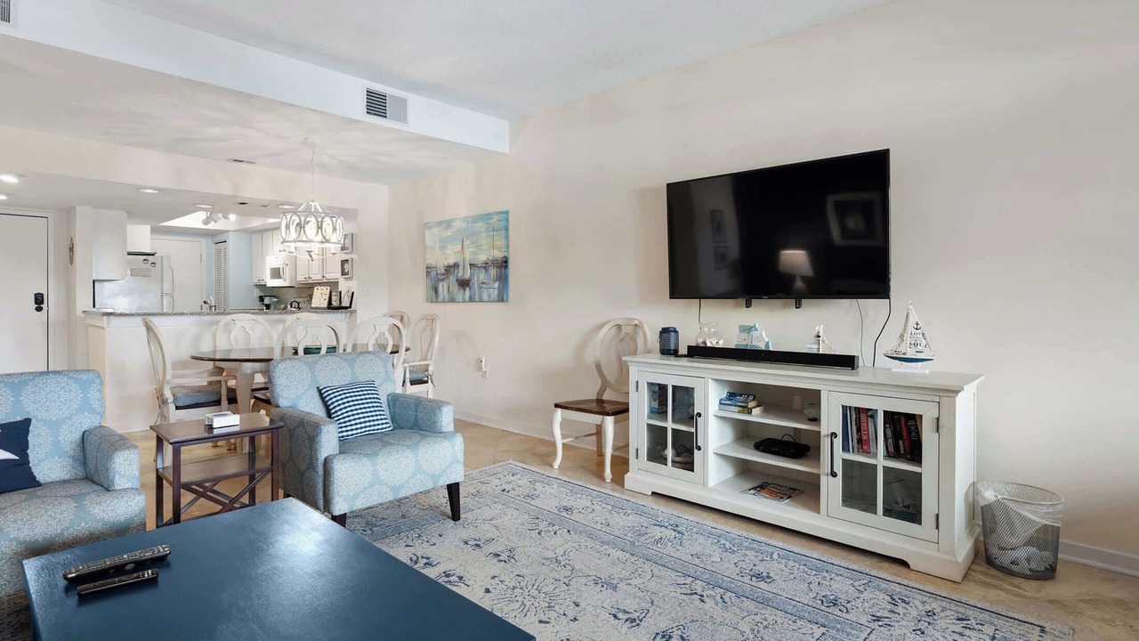 Photo of Livingroom in Shelter Cove