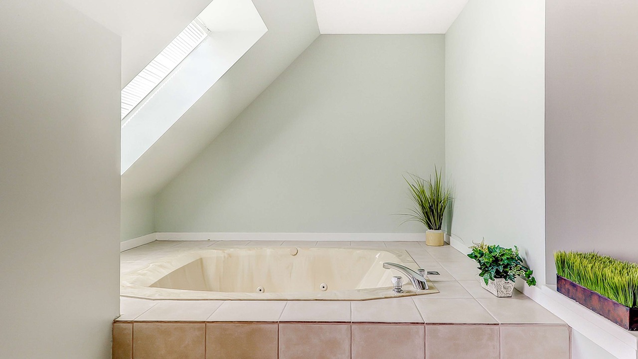 Photo of Bathroom in Shelter Cove