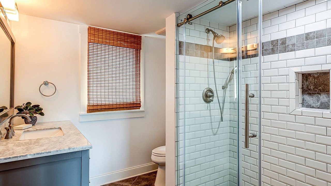 Photo of Bathroom in Shelter Cove