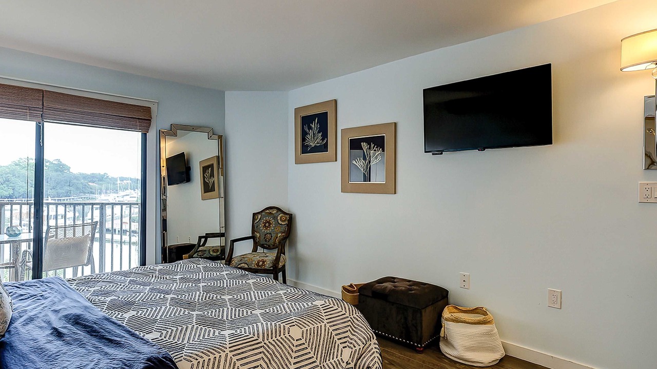 Photo of Bedroom in Shelter Cove
