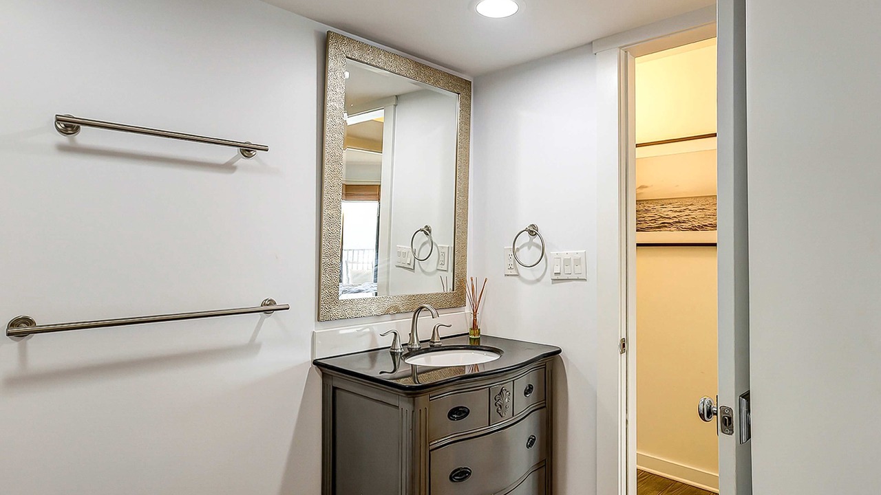 Photo of Bathroom in Shelter Cove