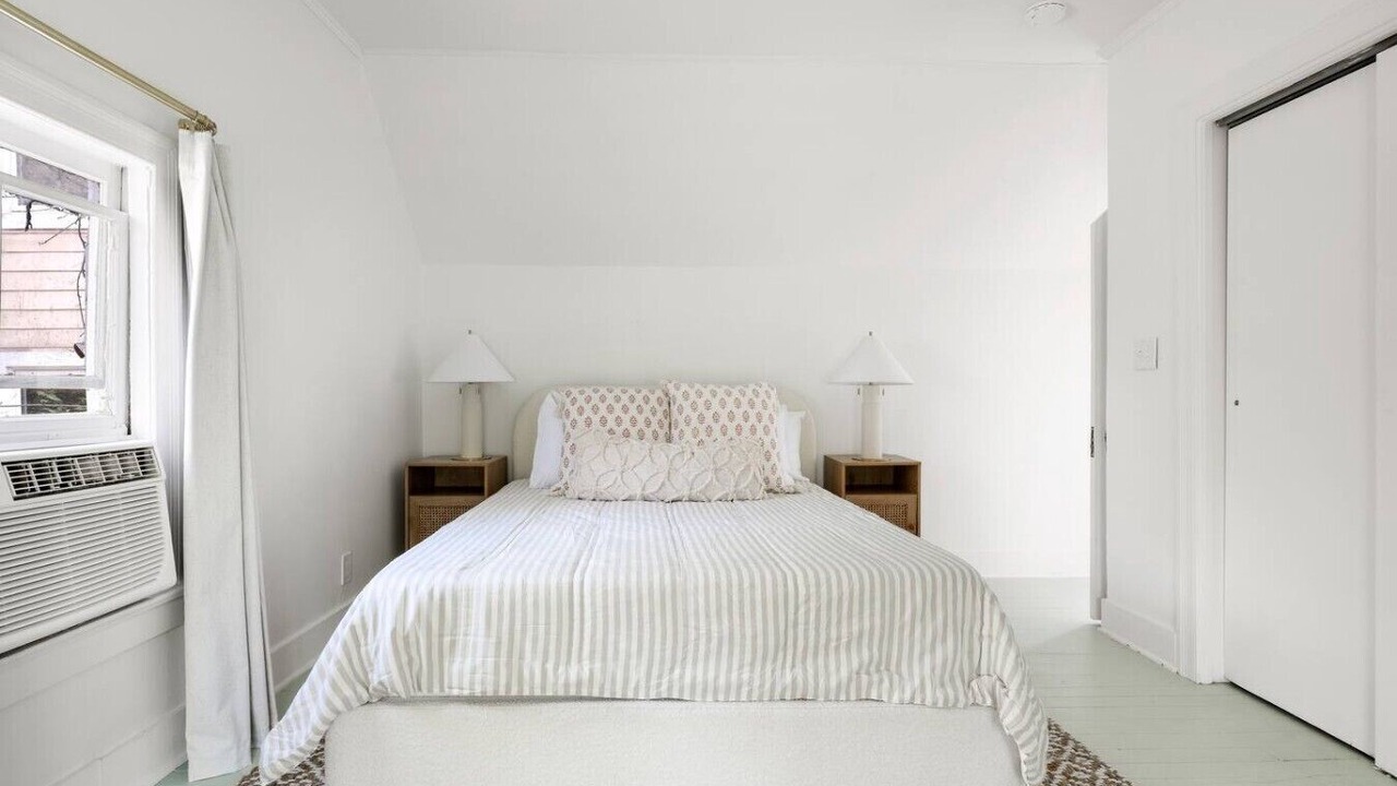 Photo of Bedroom in Harleston Village