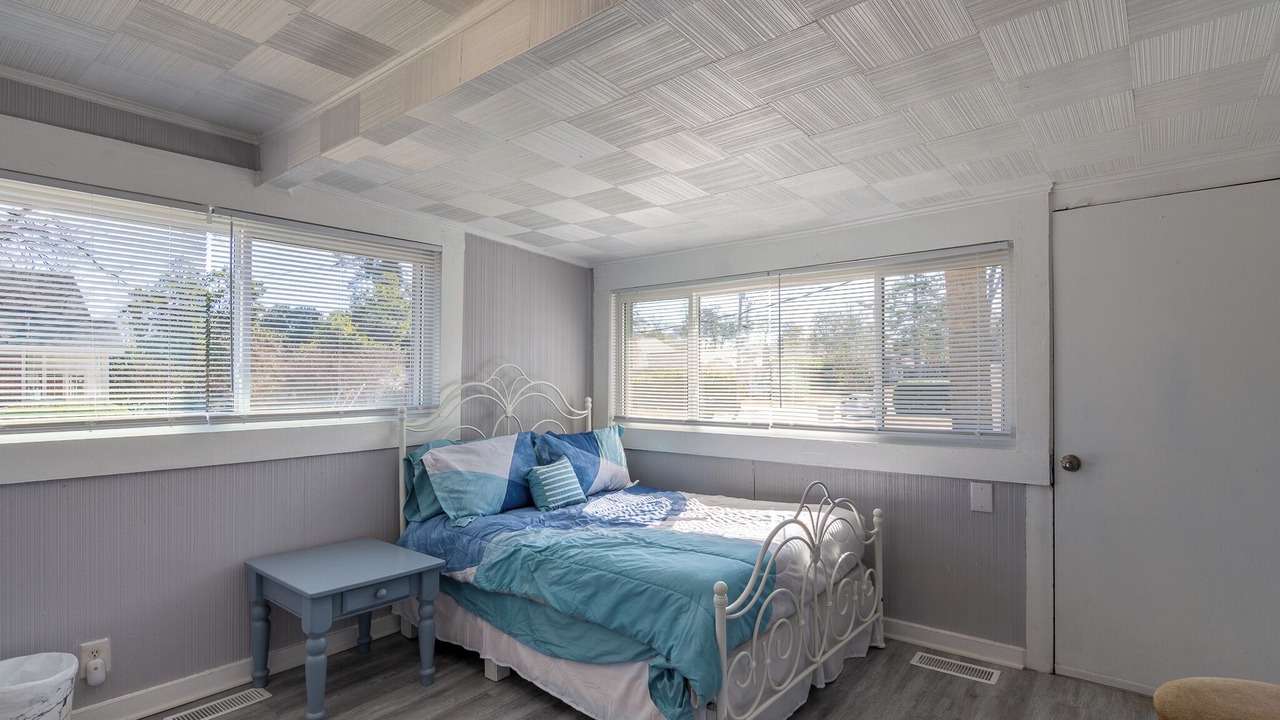 Photo of Bedroom in Midtown
