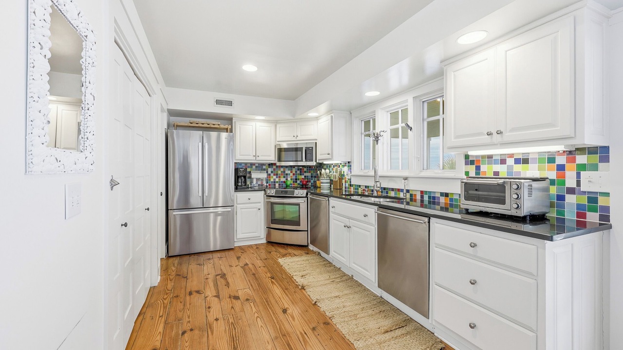 Photo of Kitchen in Debordieu Colony
