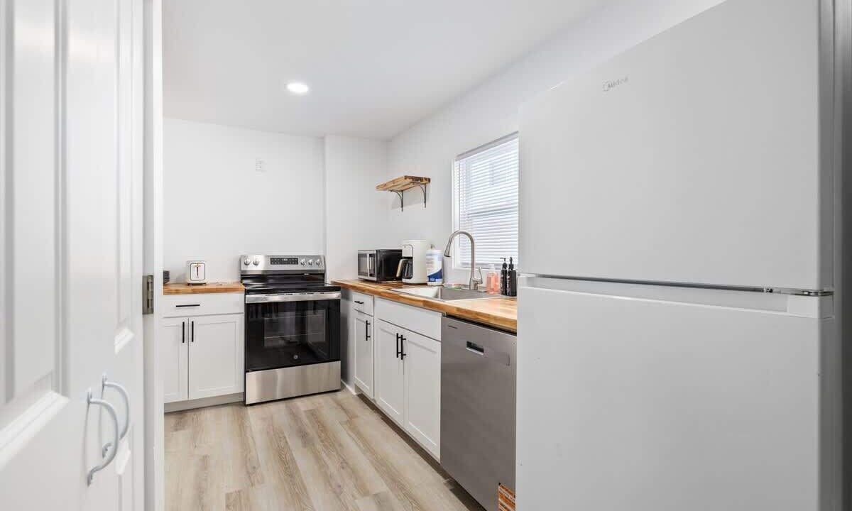 Photo of Kitchen in Cherry Grove Beach