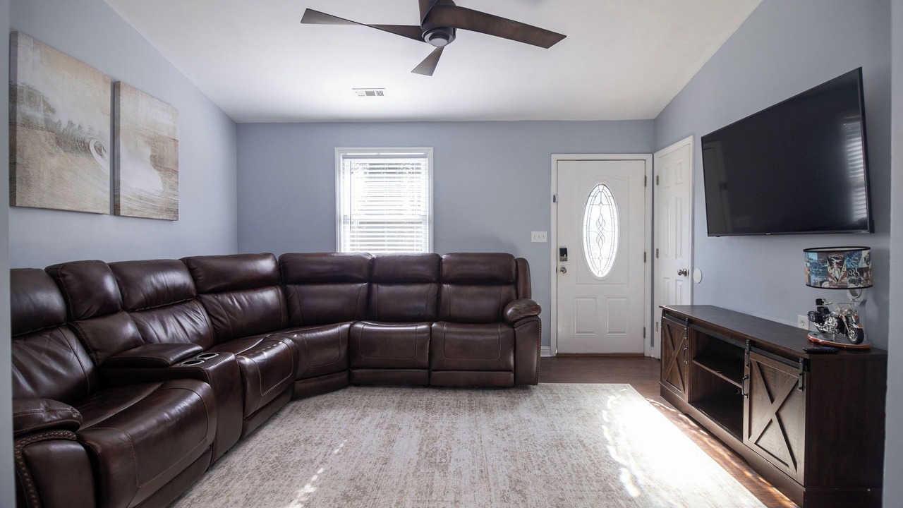 Photo of Livingroom in Kings Mountain