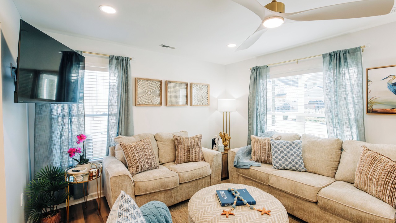 Photo of Livingroom in Lincolnville