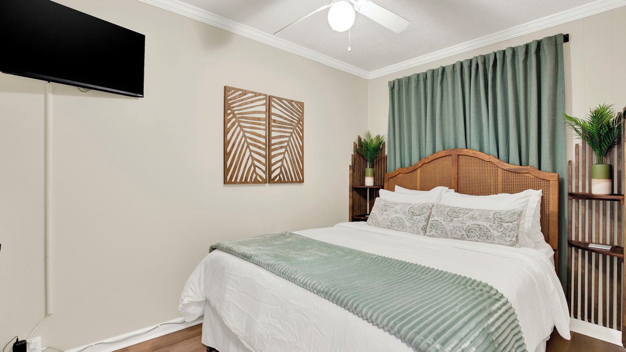 Photo of Bedroom in Tybee Island