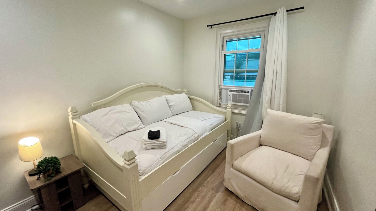 Photo of Bedroom in North Charleston
