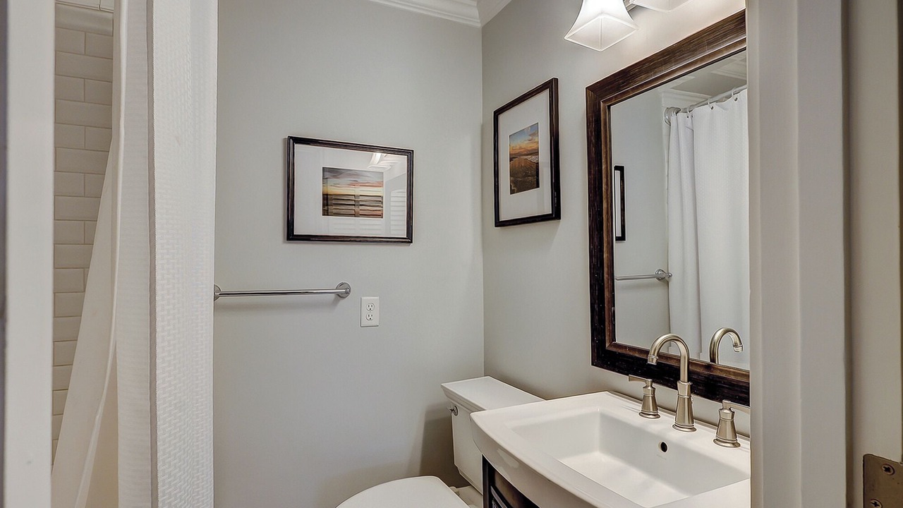 Photo of Bathroom in South Beach