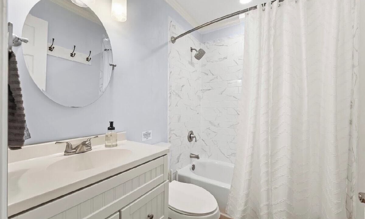 Photo of Bathroom in Lincolnville