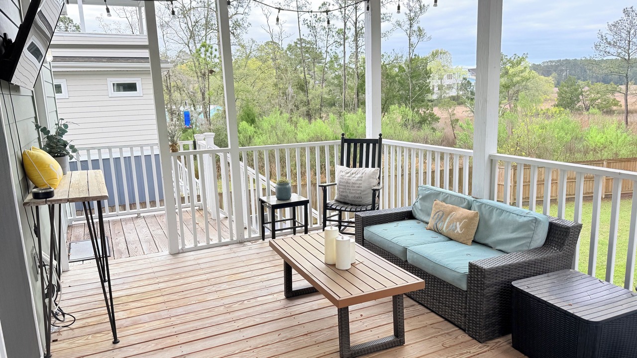 Photo of Livingroom in West Ashley