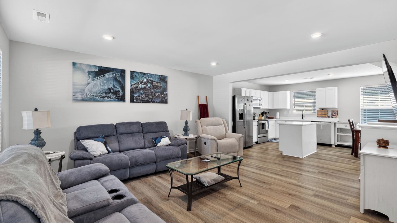Photo of Livingroom in Paw Creek