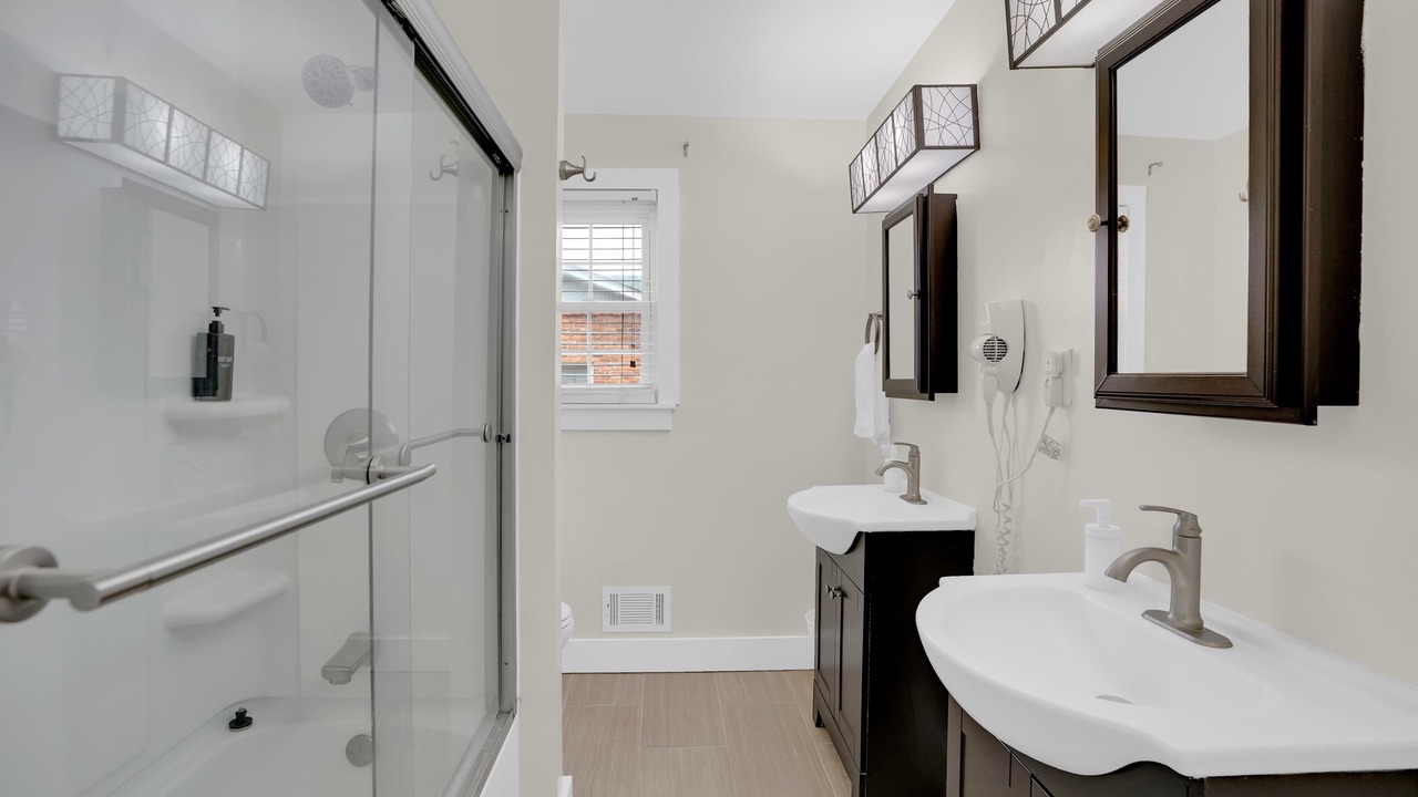 Photo of Bathroom in St. Andrews