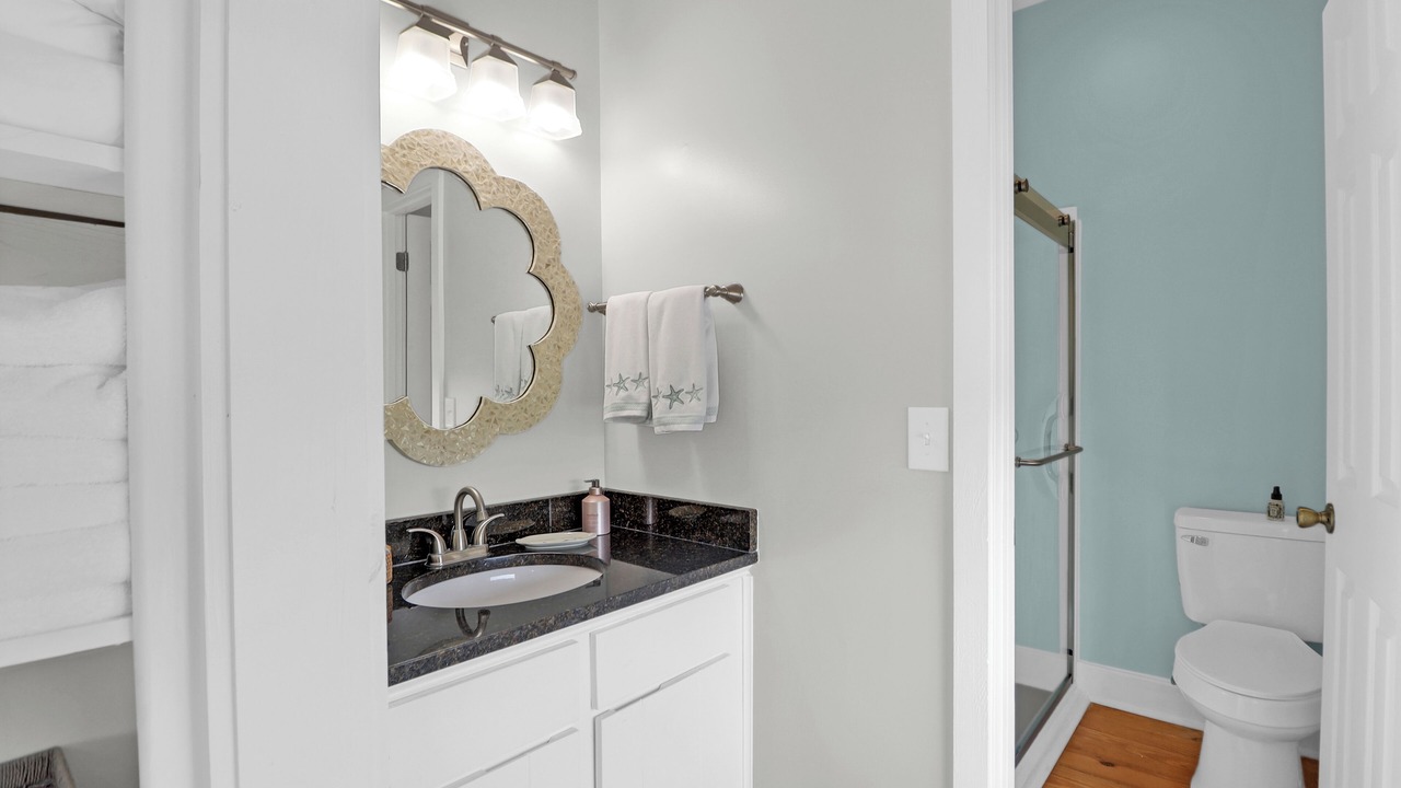 Photo of Bathroom in Ocean Ridge