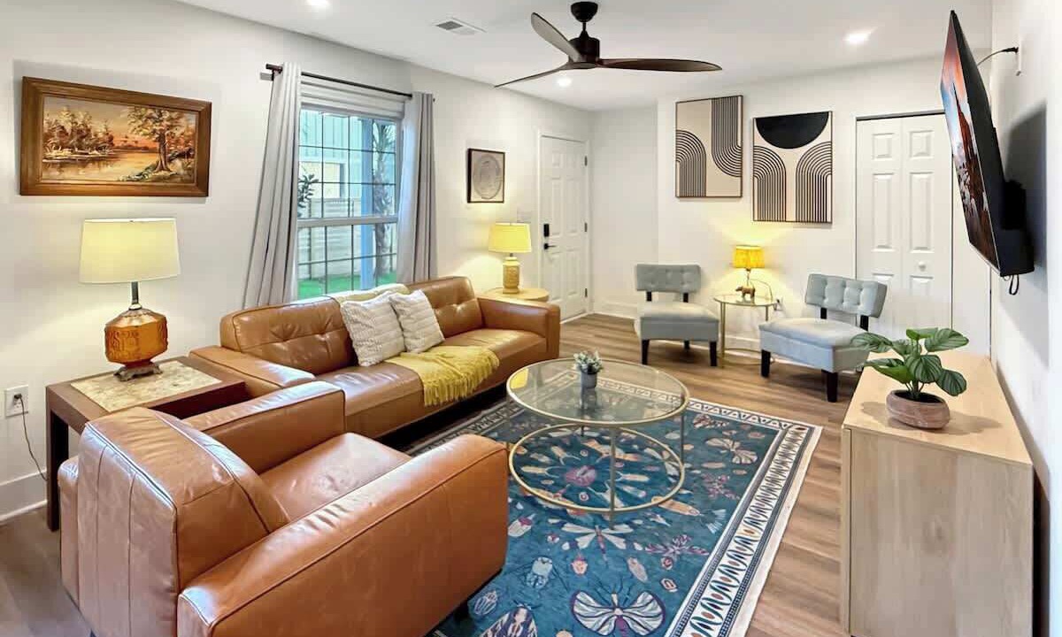 Photo of Livingroom in Charleston