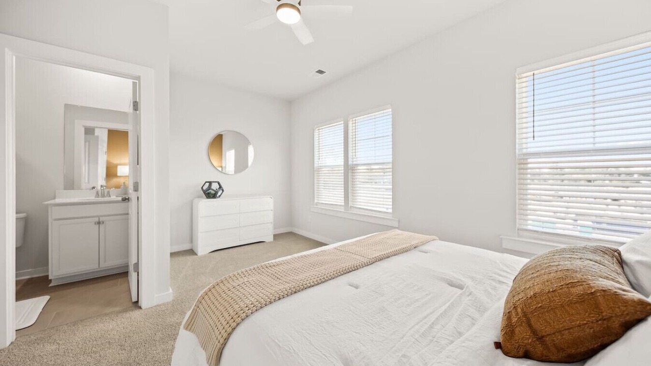 Photo of Bedroom in Summerville