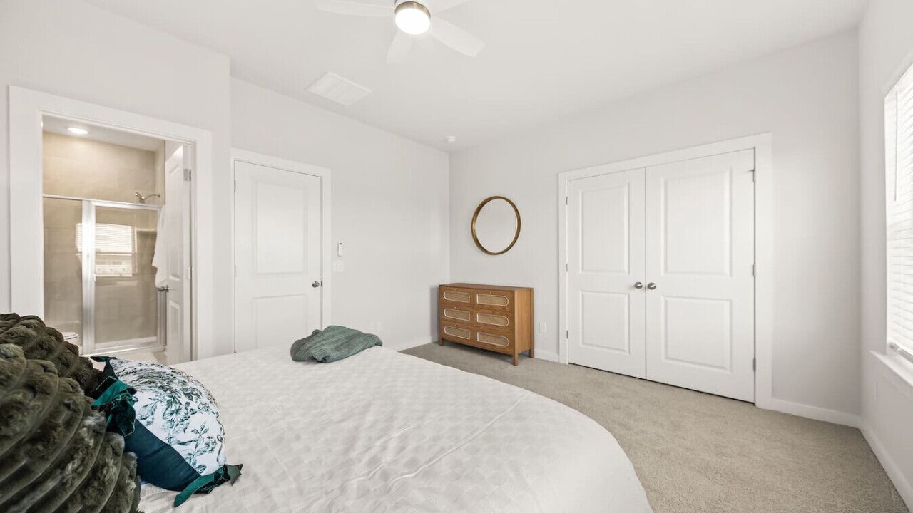Photo of Bedroom in Summerville