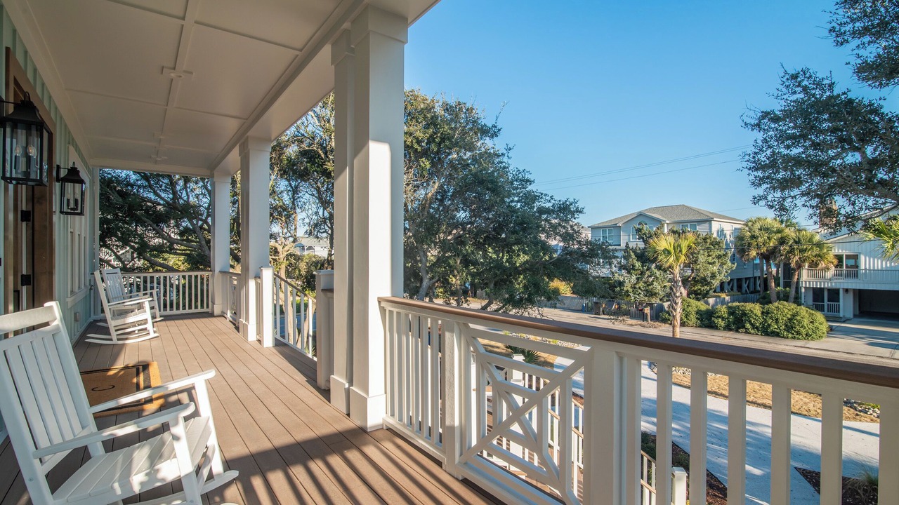Photo of Patio Balcony in North Litchfield Beach