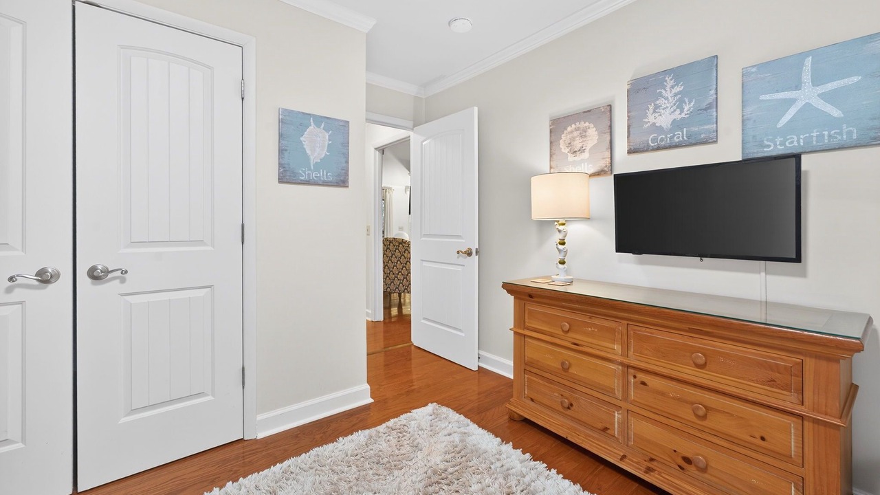 Photo of Bedroom in Twin Oaks