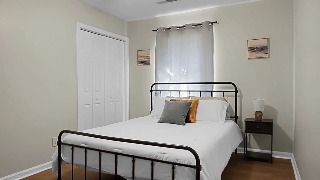 Photo of Bedroom in Ladson