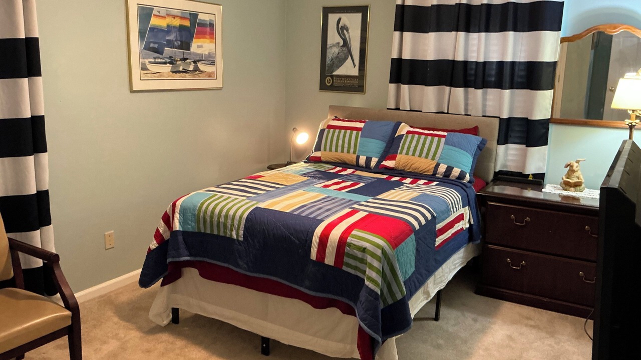 Photo of Bedroom in Summerville Historic District