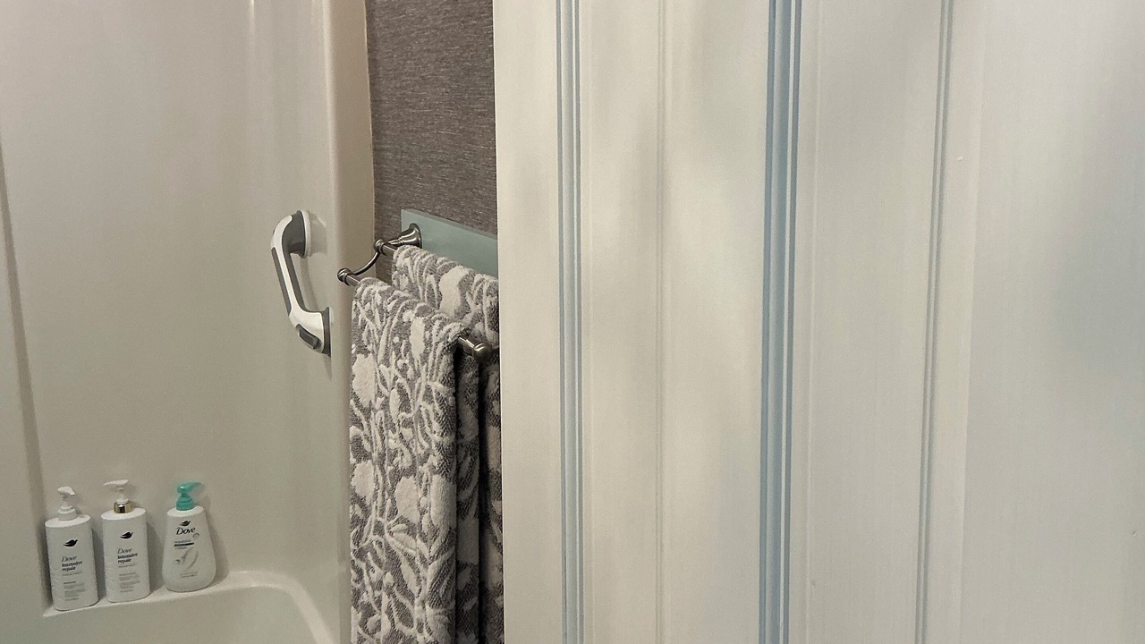 Photo of Bathroom in Summerville Historic District