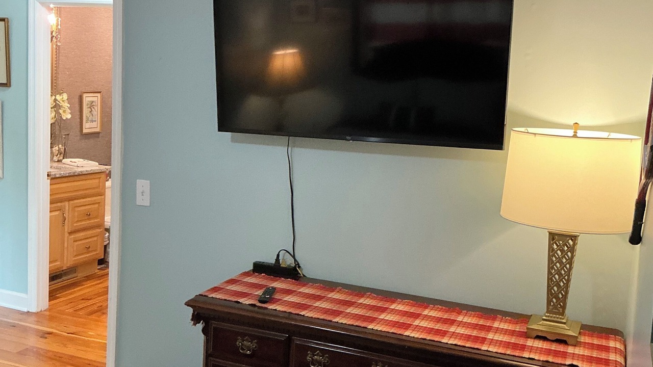 Photo of Bedroom in Summerville Historic District