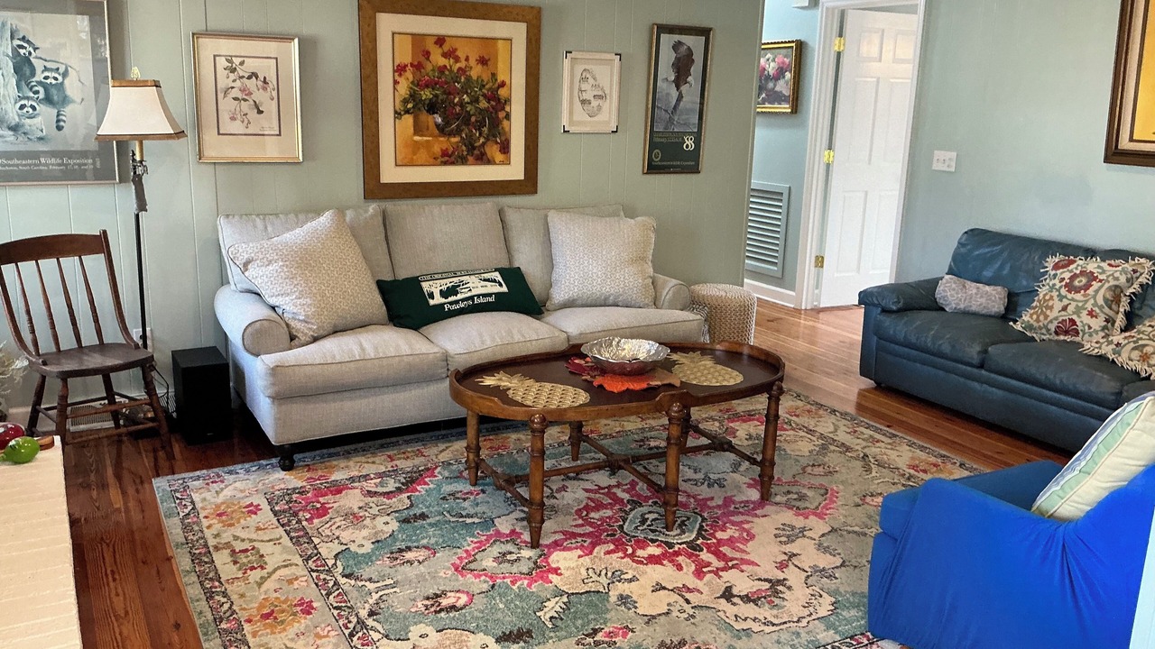 Photo of Livingroom in Summerville Historic District