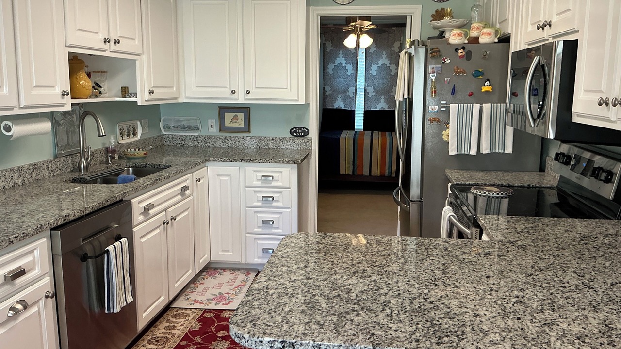 Photo of Kitchen in Summerville Historic District