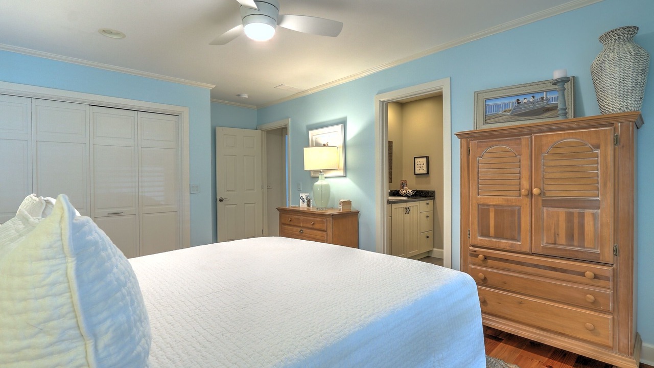 Photo of Bedroom in Heritage Woods